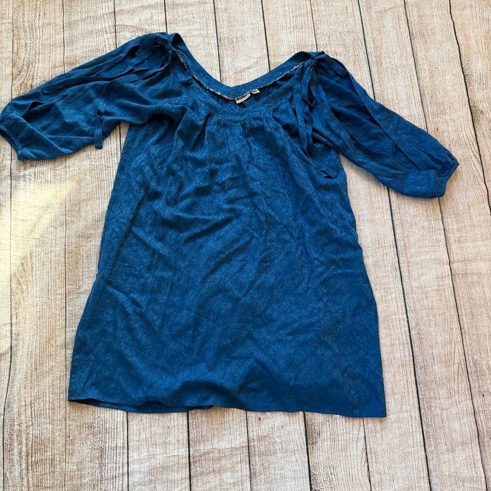 Elegant Blue Women's Top